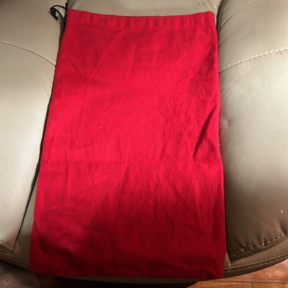 New Christian Louboutin shoe dust bag, excellent condition​ - Picture 2 of 3